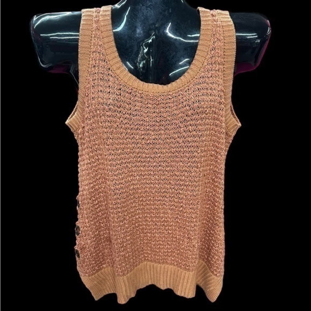 Easel sweater tank top